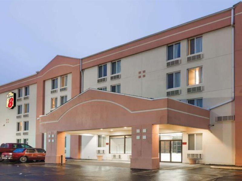 Super 8 By Wyndham Danbury Motel Екстериор снимка